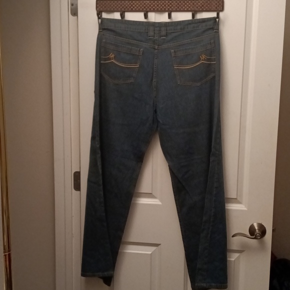 Tex by Max Azria - Picture 3 of 4